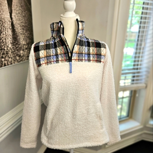 Vera Bradley Sweaters - VERA BRADLEY WOMENS TEDDY FLEECE PULLOVER PLAID SWEATER. SIZE Small